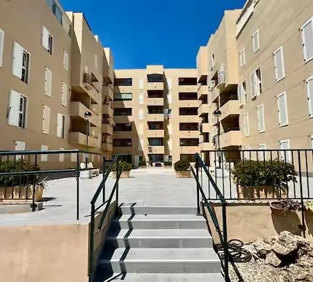 Apartman Refugio Con Piscina Junto Al Mar En *